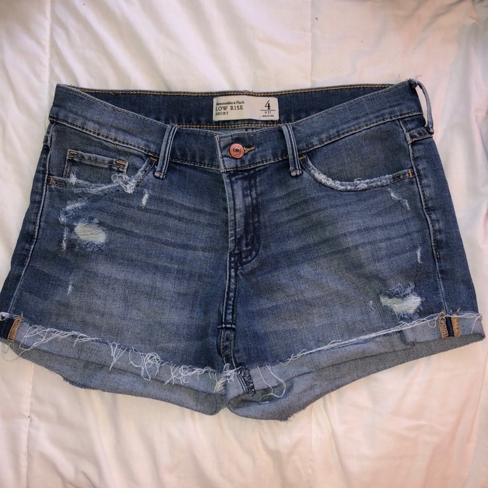 ABERCROMBIE & FITCH JEAN SHORTS